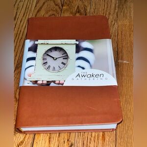 The Awaken Gathering: Holman Publishing Holy Bible: Old & New Testament